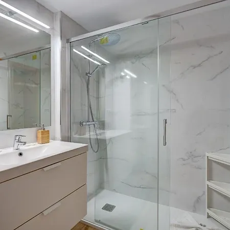Dear Paradise Apartment *